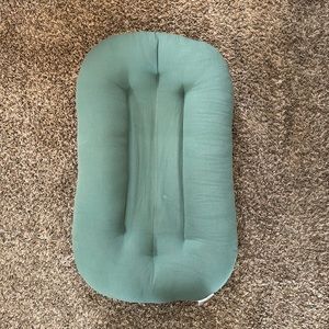 Snuggle Me Organic Lounger